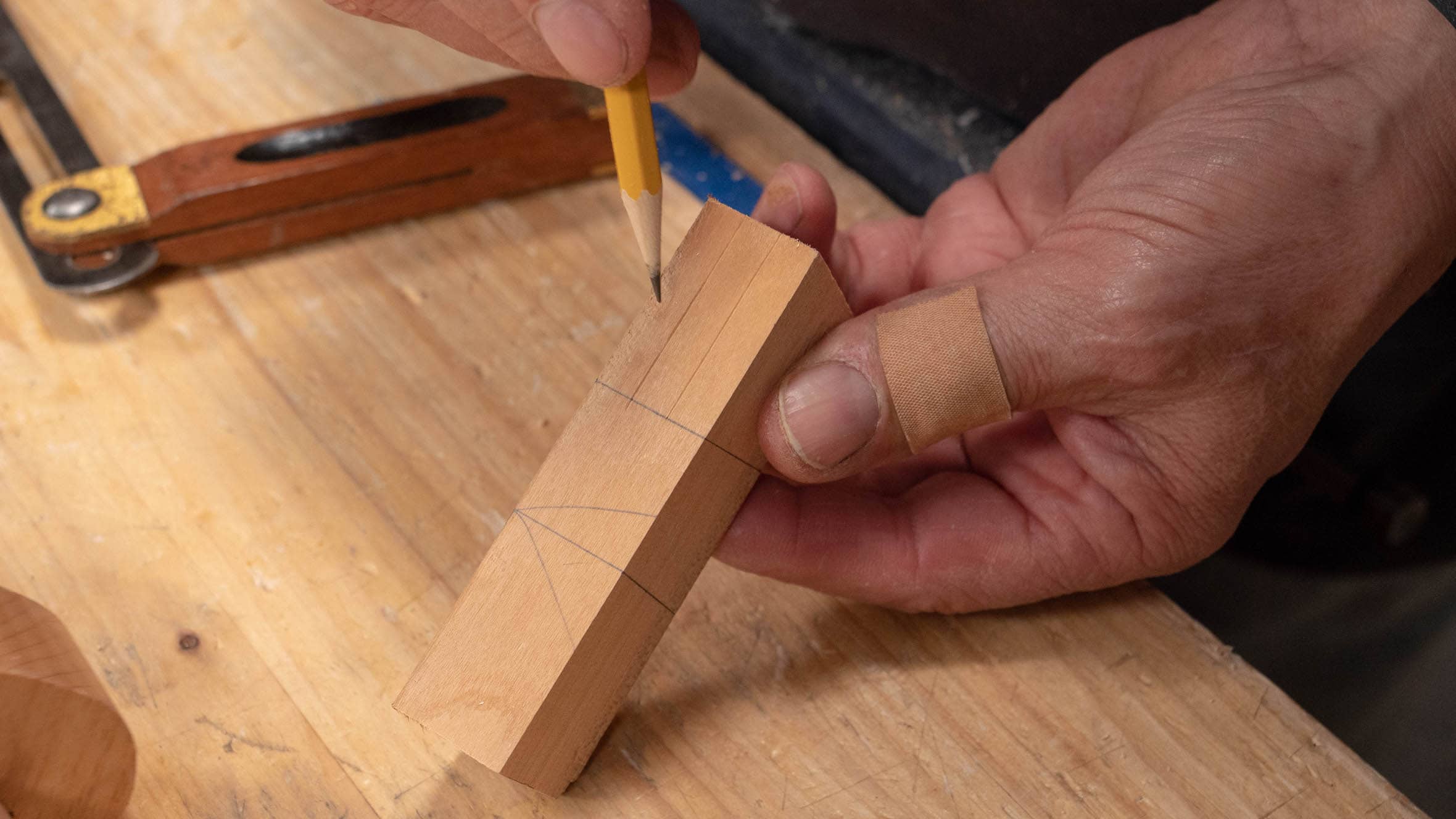 How To Make A Dovetail Template Common Woodworking